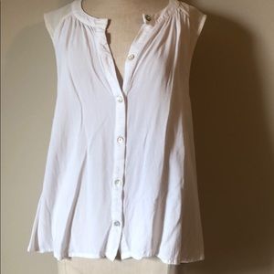 Sleeveless Express Top